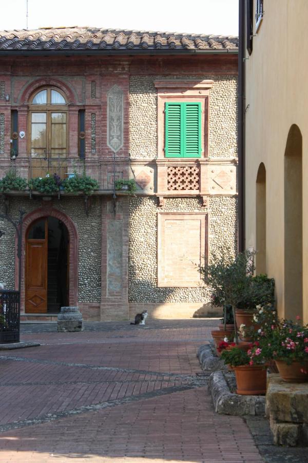 Apartamento La Torre Di Caprera Siena Exterior foto