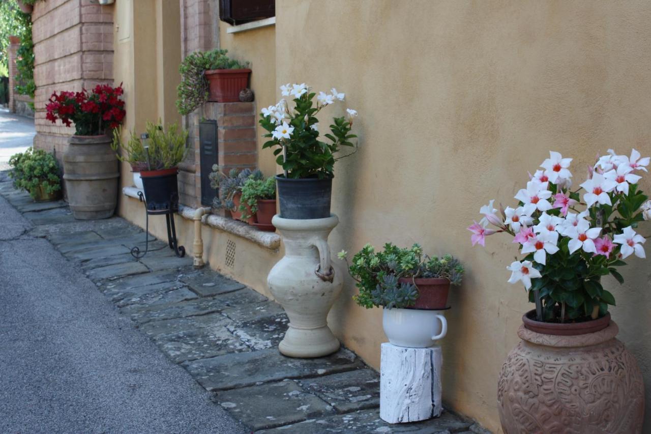 Apartamento La Torre Di Caprera Siena Exterior foto