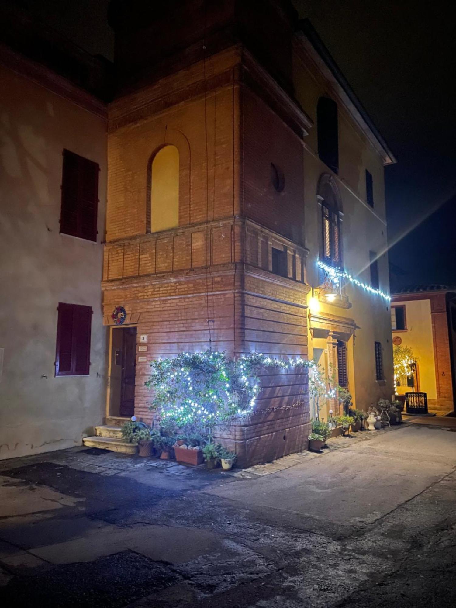 Apartamento La Torre Di Caprera Siena Exterior foto